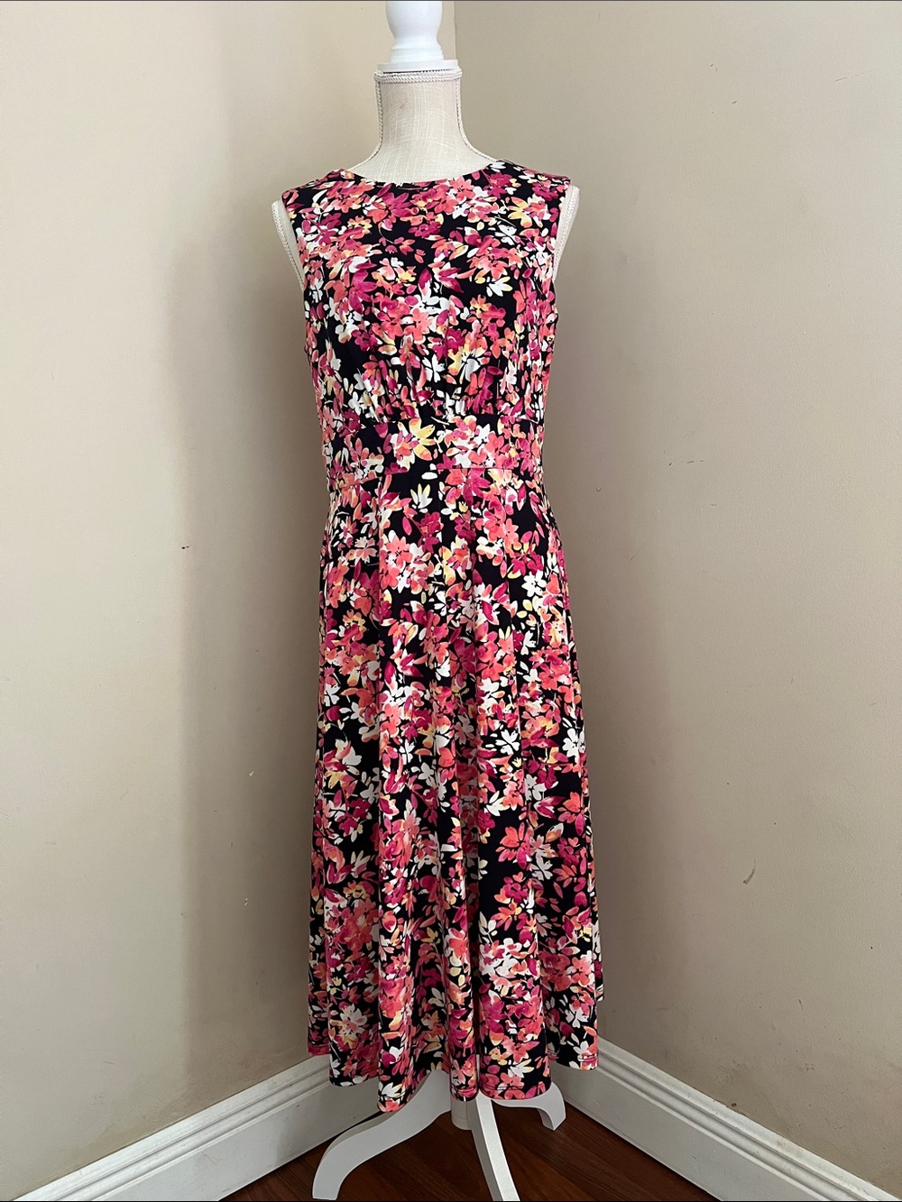 London Times Women’s Navy and Pink Floral Midi Dress Size: 8